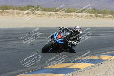 media/Mar-24-2025-Moto Forza (Mon) [[57ce5c5cff]]/3-Beginner Group/Session 3 (Turn 6 Inside)/